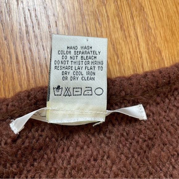 MAX STUDIO wool blend felt flower boho poncho brown - Picture 8 of 10